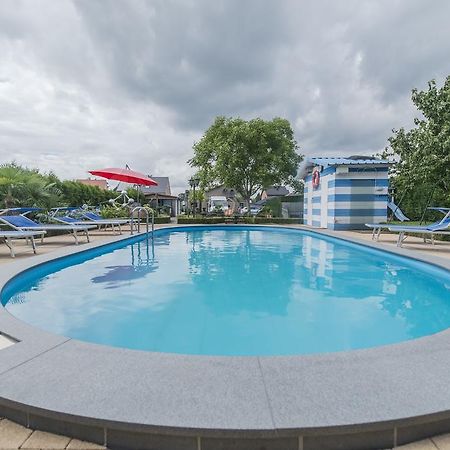 B&B Casa Roman & Vakantiewoning Voor 1 Pers Tot Max 32 Personen Zonhoven Eksteriør billede