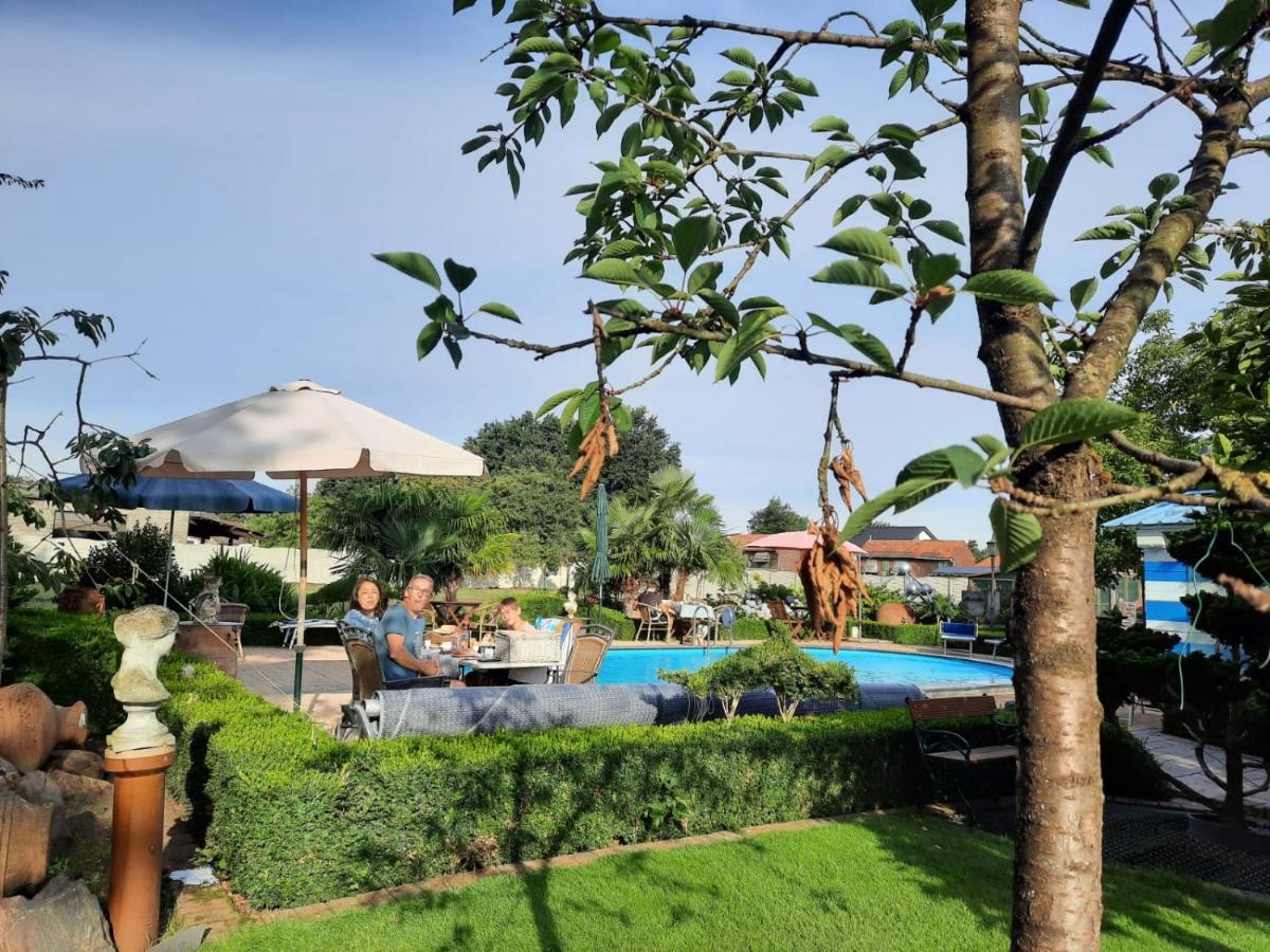 B&B Casa Roman & Vakantiewoning Voor 1 Pers Tot Max 32 Personen Zonhoven Eksteriør billede