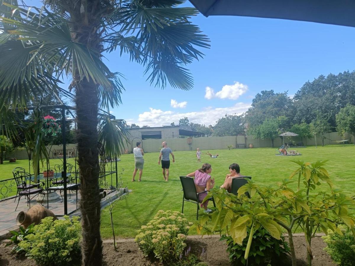 B&B Casa Roman & Vakantiewoning Voor 1 Pers Tot Max 32 Personen Zonhoven Eksteriør billede