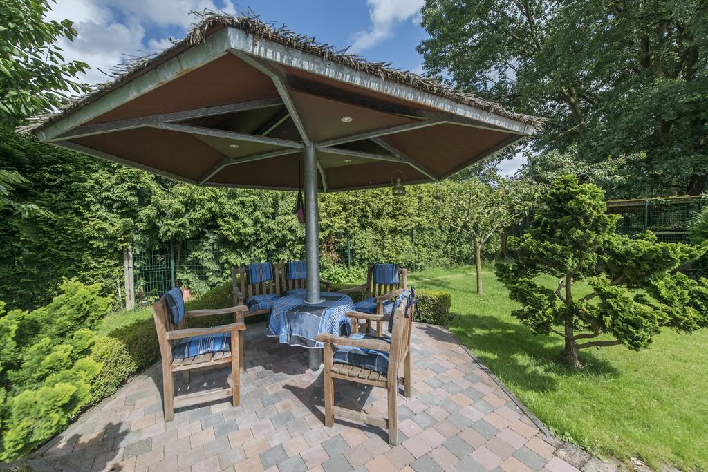 B&B Casa Roman & Vakantiewoning Voor 1 Pers Tot Max 32 Personen Zonhoven Eksteriør billede